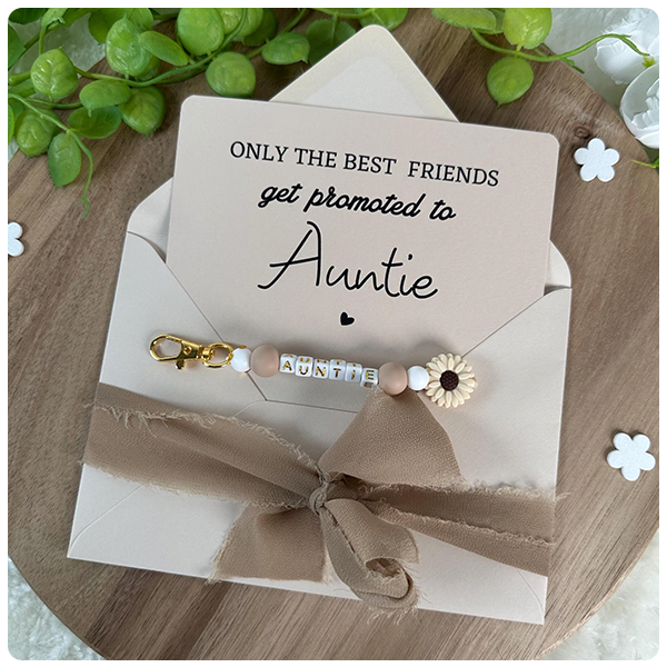 How to Announce Your Baby in a Way Everyone Remembers (34 Ideas)