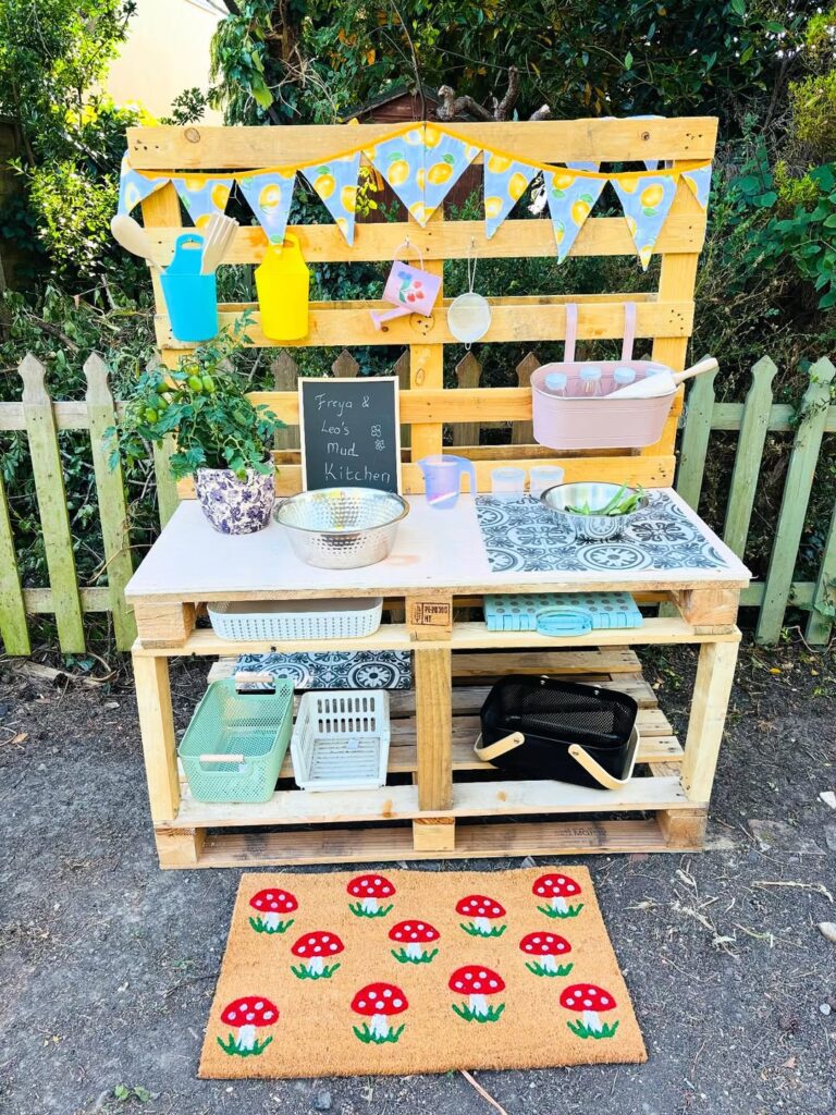 How to Create a Mud Kitchen Kids Will Love