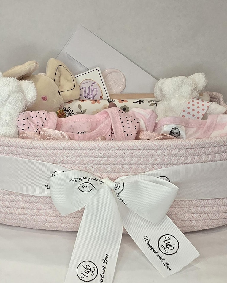 Monogrammed Gia Plush Elephant & Fleece Set