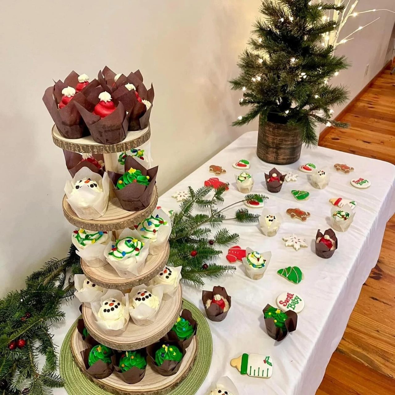 Christmas cupcake dessert table