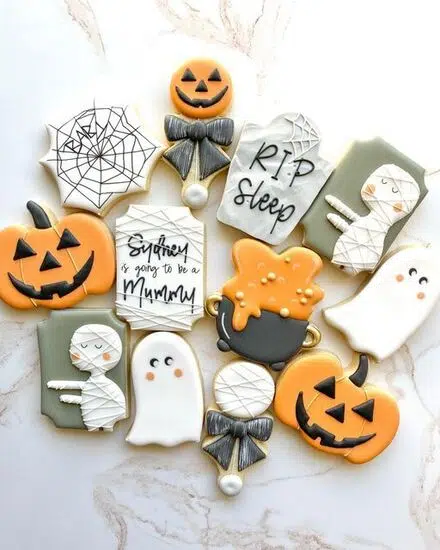 Custom Mummy Cookie Set