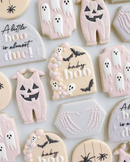 Pastel Ghost Sugar Cookies