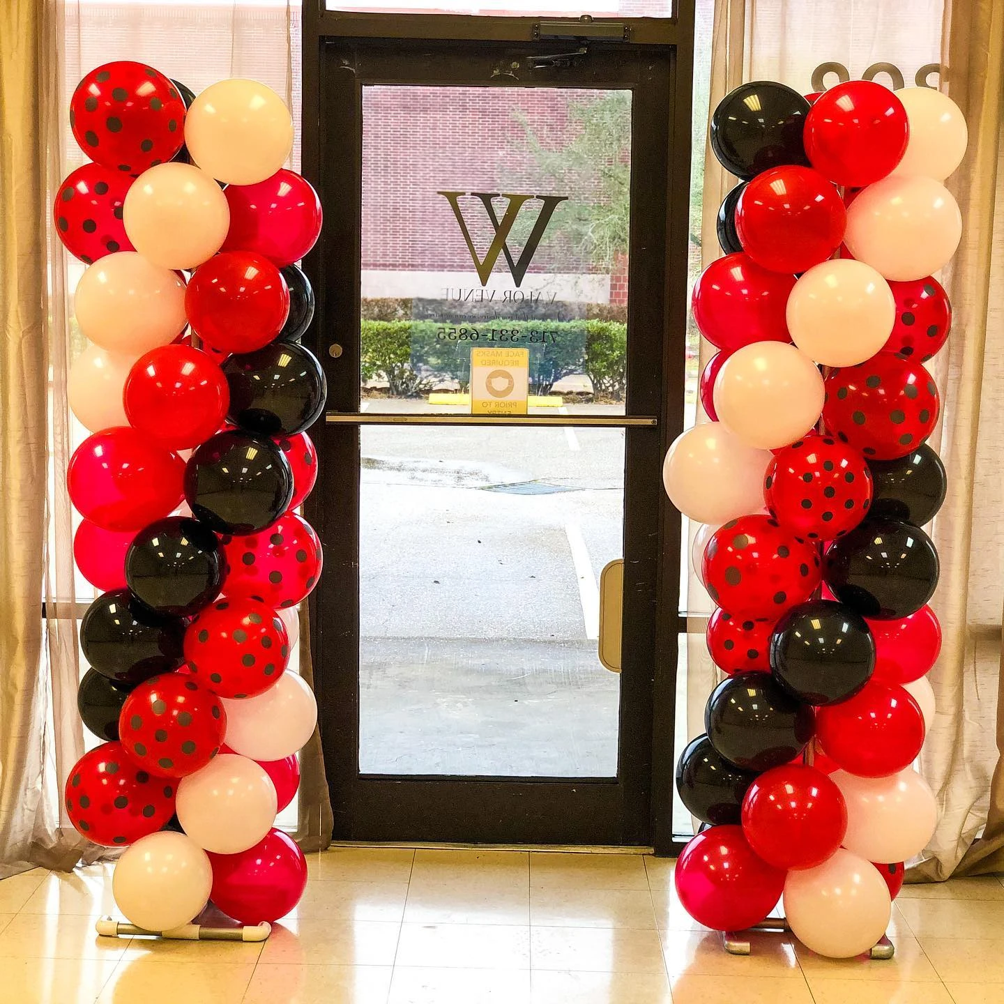 Entrance Balloon Columns