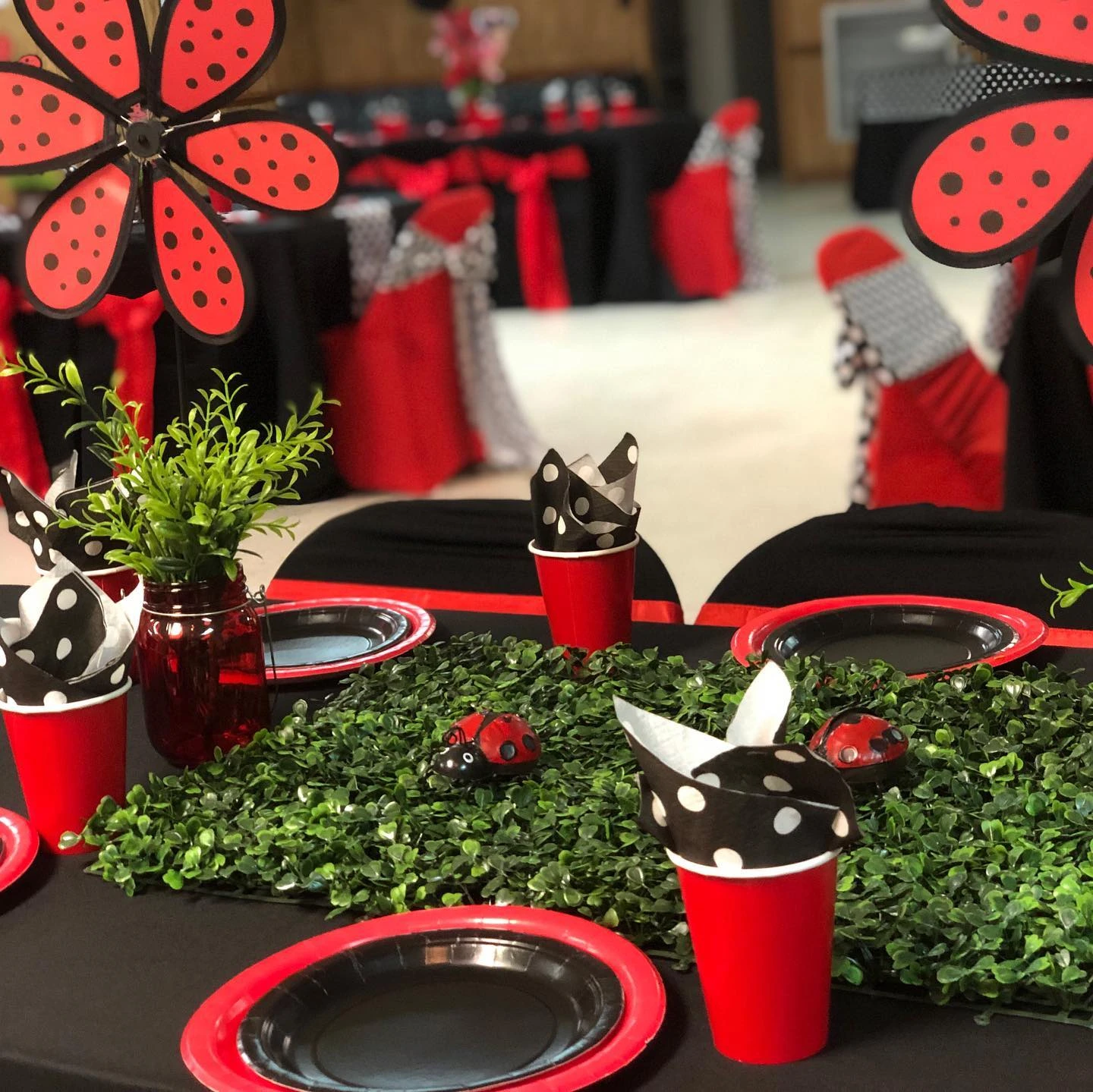Polka Dot Table Settings