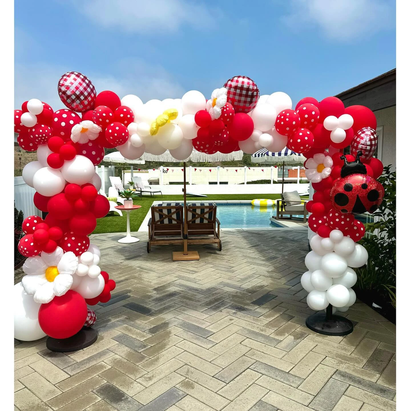 Mesh Wrapped Party Favors