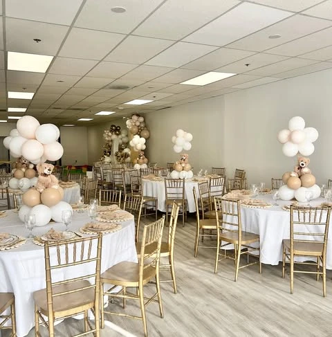 Elegant Indoor Banquet Tables