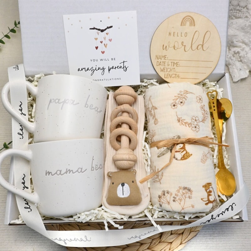Mama Bear & Papa Bear White Gift Box