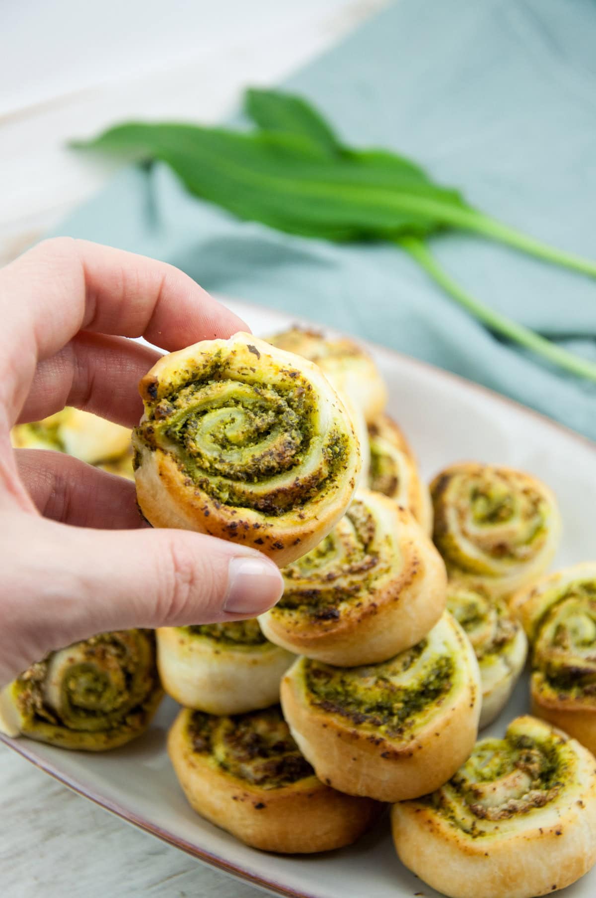 Pesto Pinwheel Rolls