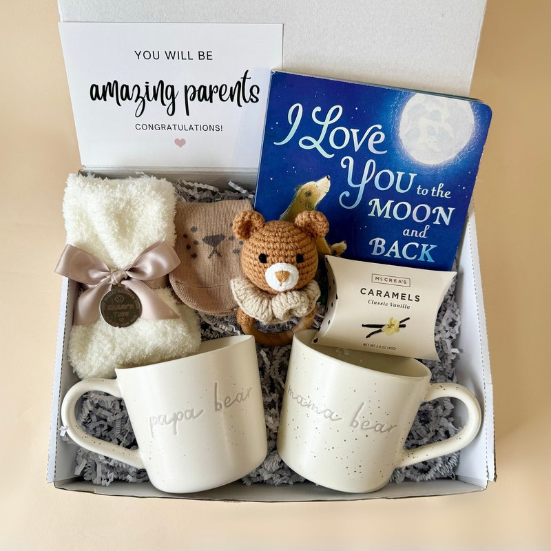 Cozy Mama Bear and Papa Bear Gift Set