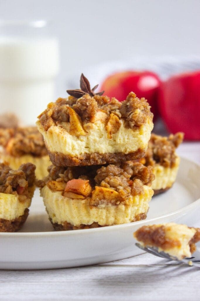 Mini Apple Crisp Cheesecake Bites