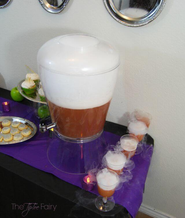 Foggy Dry Ice Apple Cider Punch