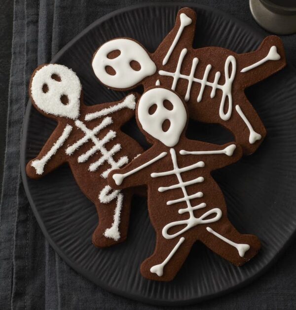 Skeleton Gingerbread Cookies