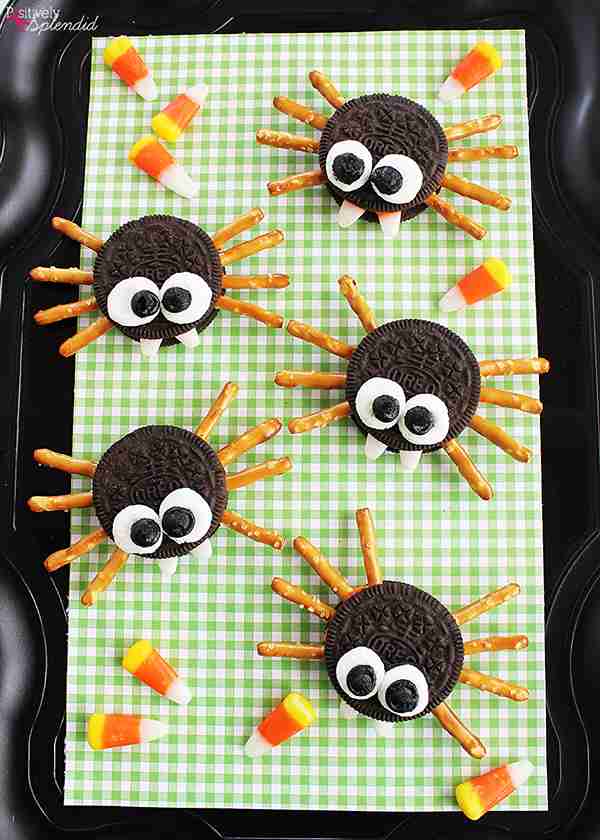 Spooky Oreo Spider Cookies