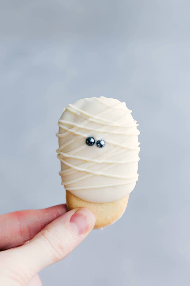 Wafer Mummy Pops