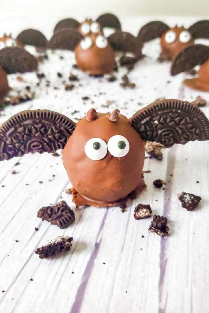 75+ Halloween Snack Ideas for Kids’ Party That Are Spooky and Fun